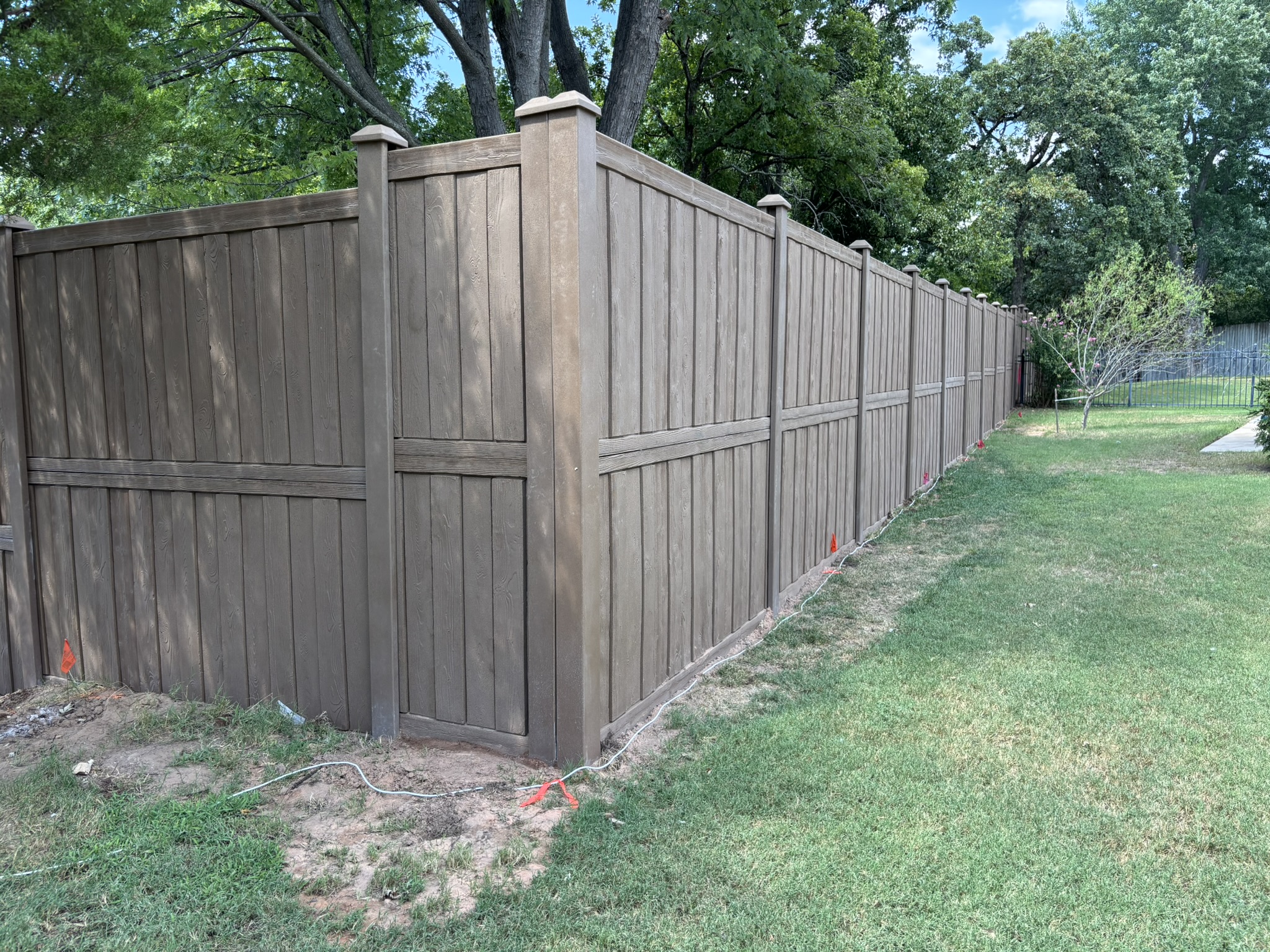 Quality vinyl fence installed by Midland Vinyl Products near me in Canadian County, OK
